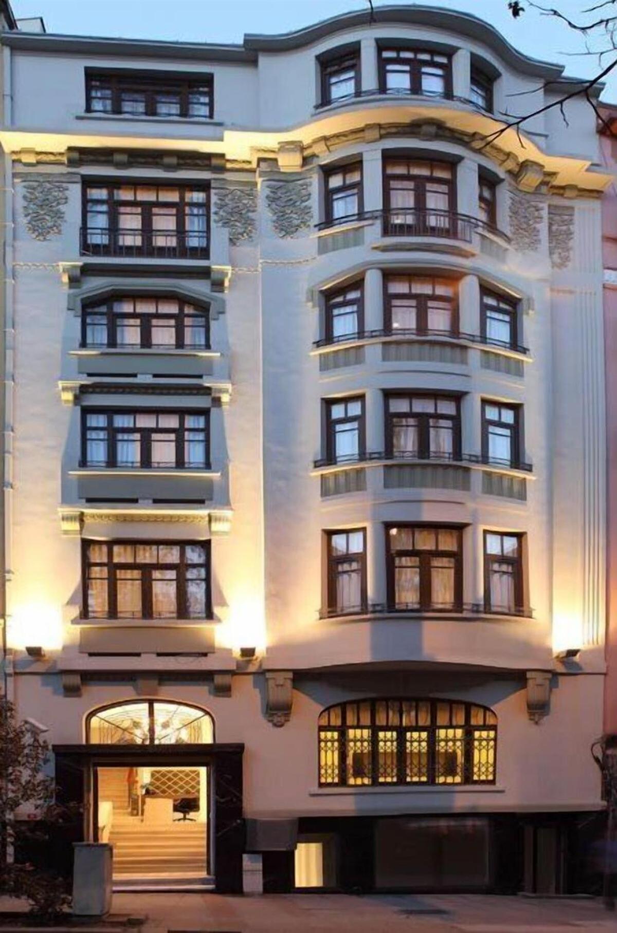 Stay Lab Taksim 15 Suites Istanbul Exterior foto